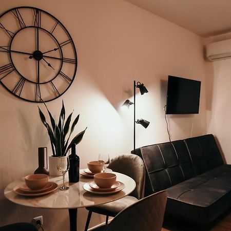 Studio Apartman Mia Zupanja Extérieur photo