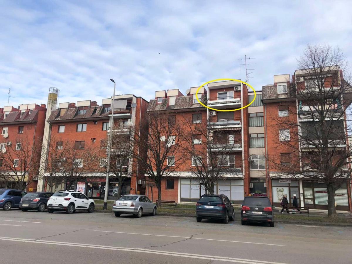 Studio Apartman Mia Zupanja Extérieur photo