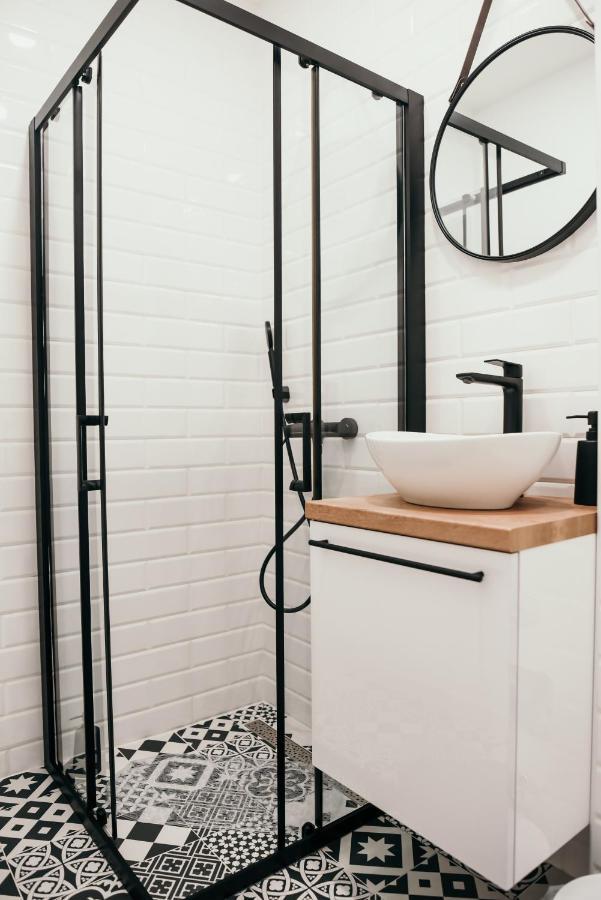 Studio Apartman Mia Zupanja Extérieur photo